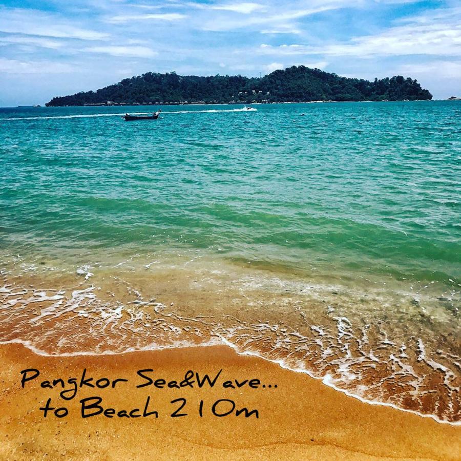 Sea & Wave #1 Coral Bay Apartment Pekan Pangkor Buitenkant foto